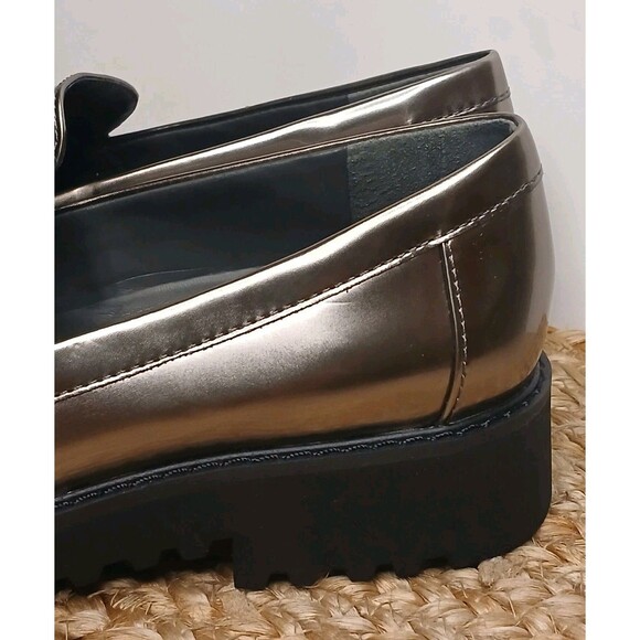 Franco Sarto Sz 5.5 Carolynn Loafers Metallic Pewter Silver w/ Tassels Lugg Sole - Picture 8 of 16